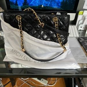 Michael Kors Patent Chain Handle Bag